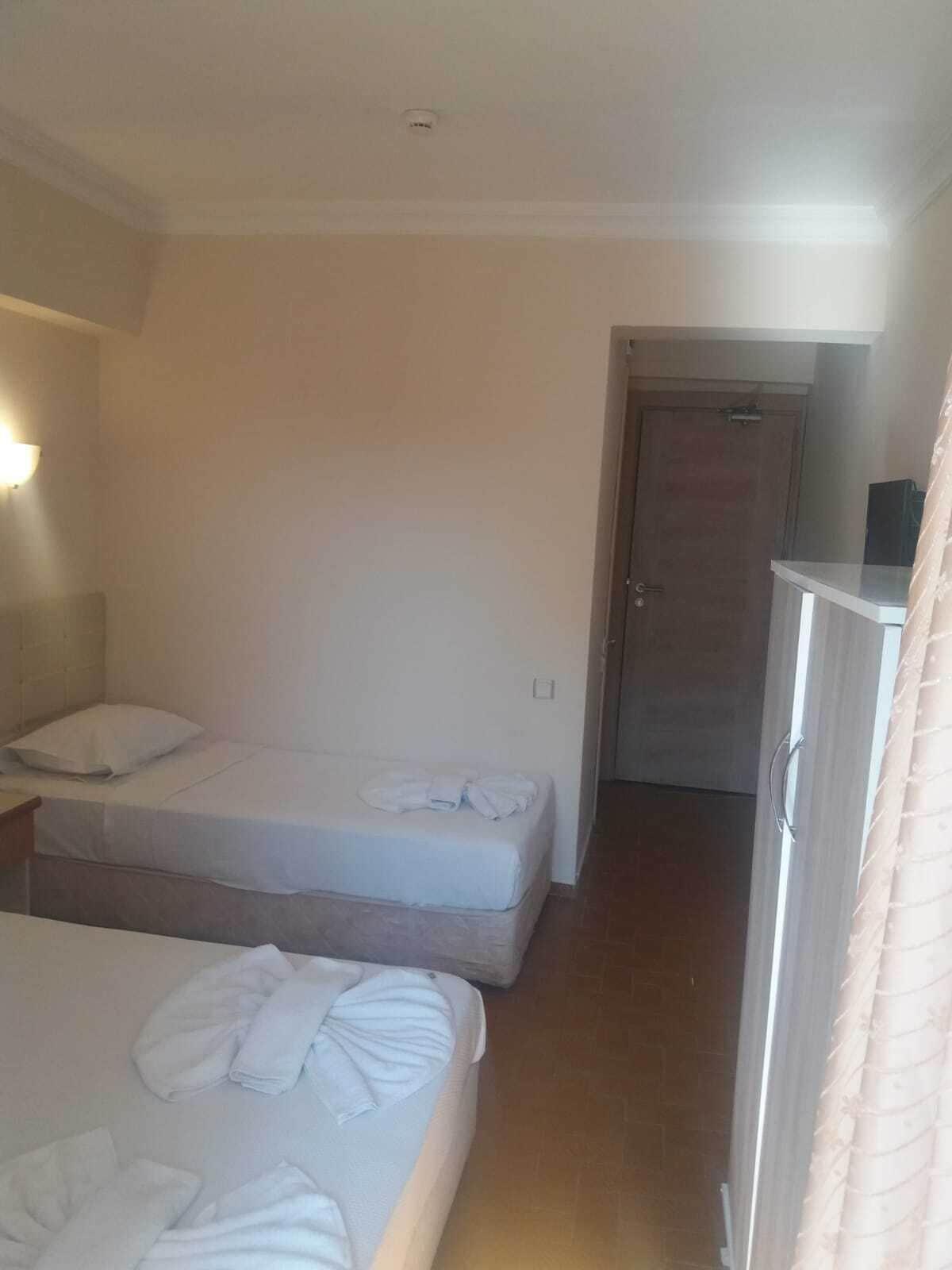מרמריס Unver Hotel מראה חיצוני תמונה