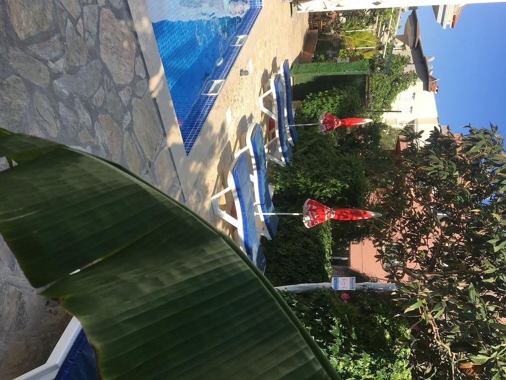 מרמריס Unver Hotel מראה חיצוני תמונה