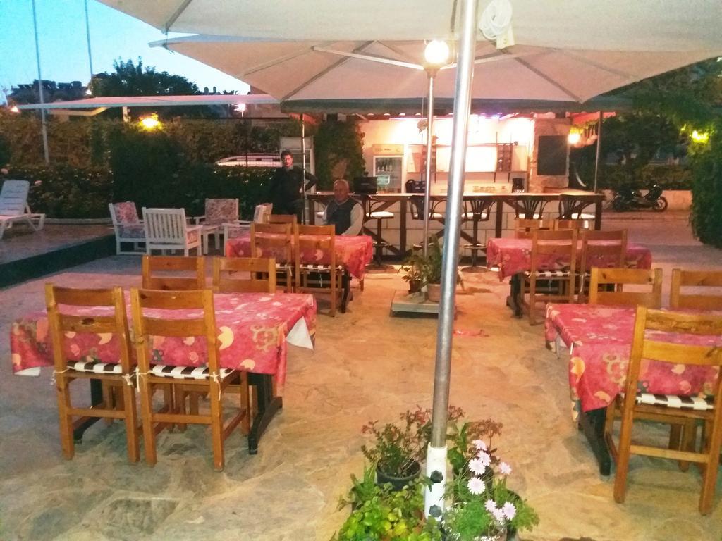 מרמריס Unver Hotel מראה חיצוני תמונה