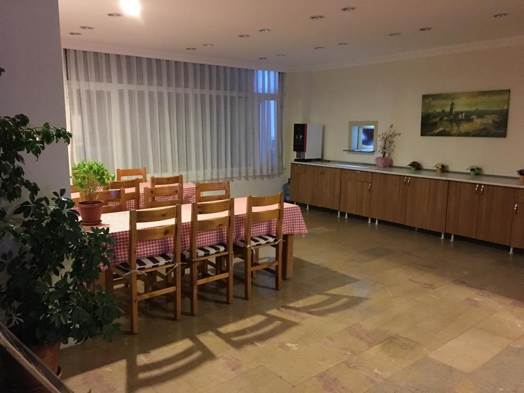 מרמריס Unver Hotel מראה חיצוני תמונה