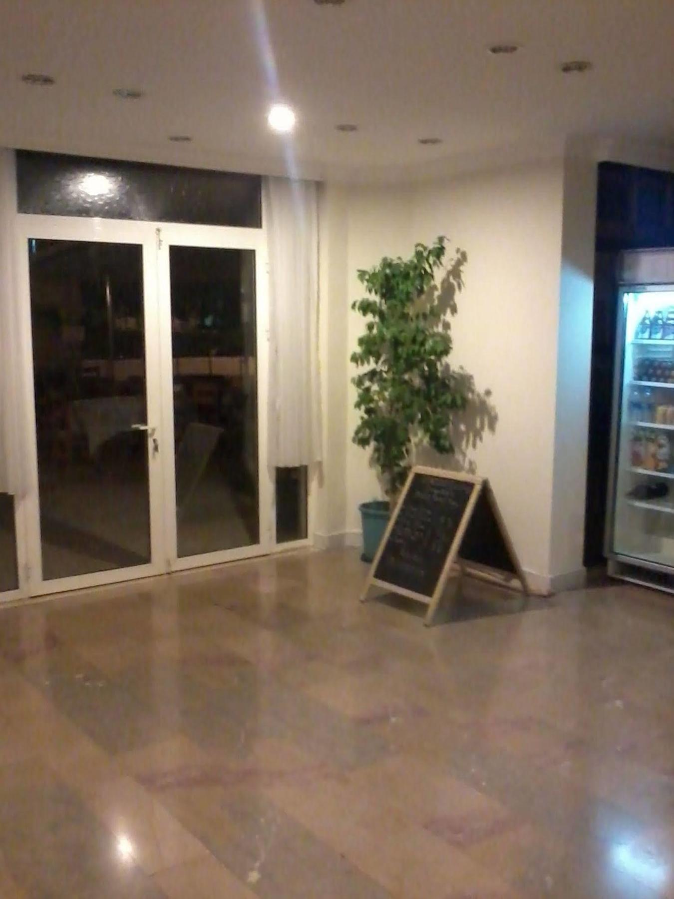 מרמריס Unver Hotel מראה חיצוני תמונה