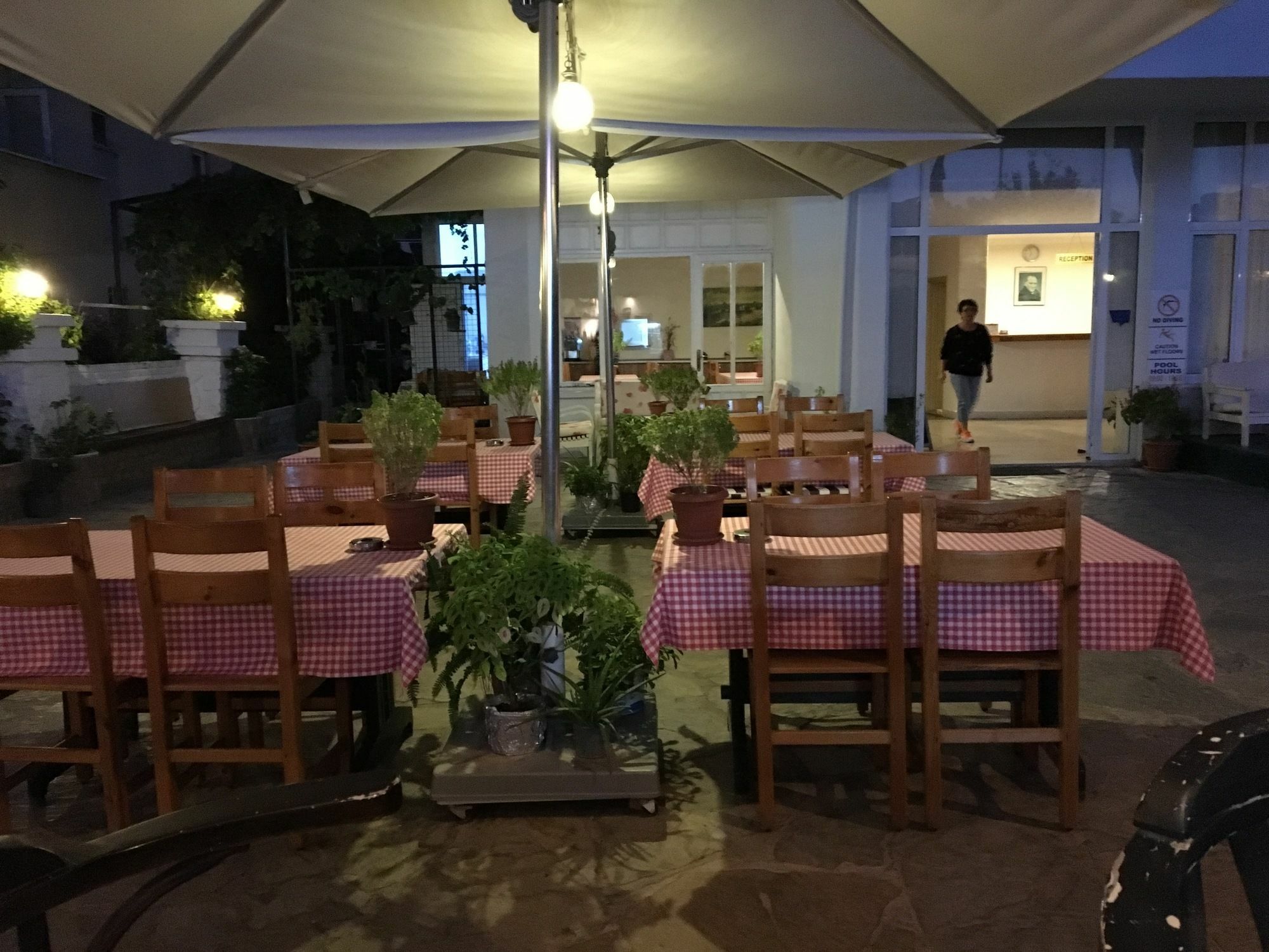 מרמריס Unver Hotel מראה חיצוני תמונה
