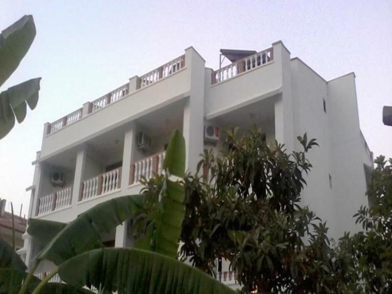מרמריס Unver Hotel מראה חיצוני תמונה